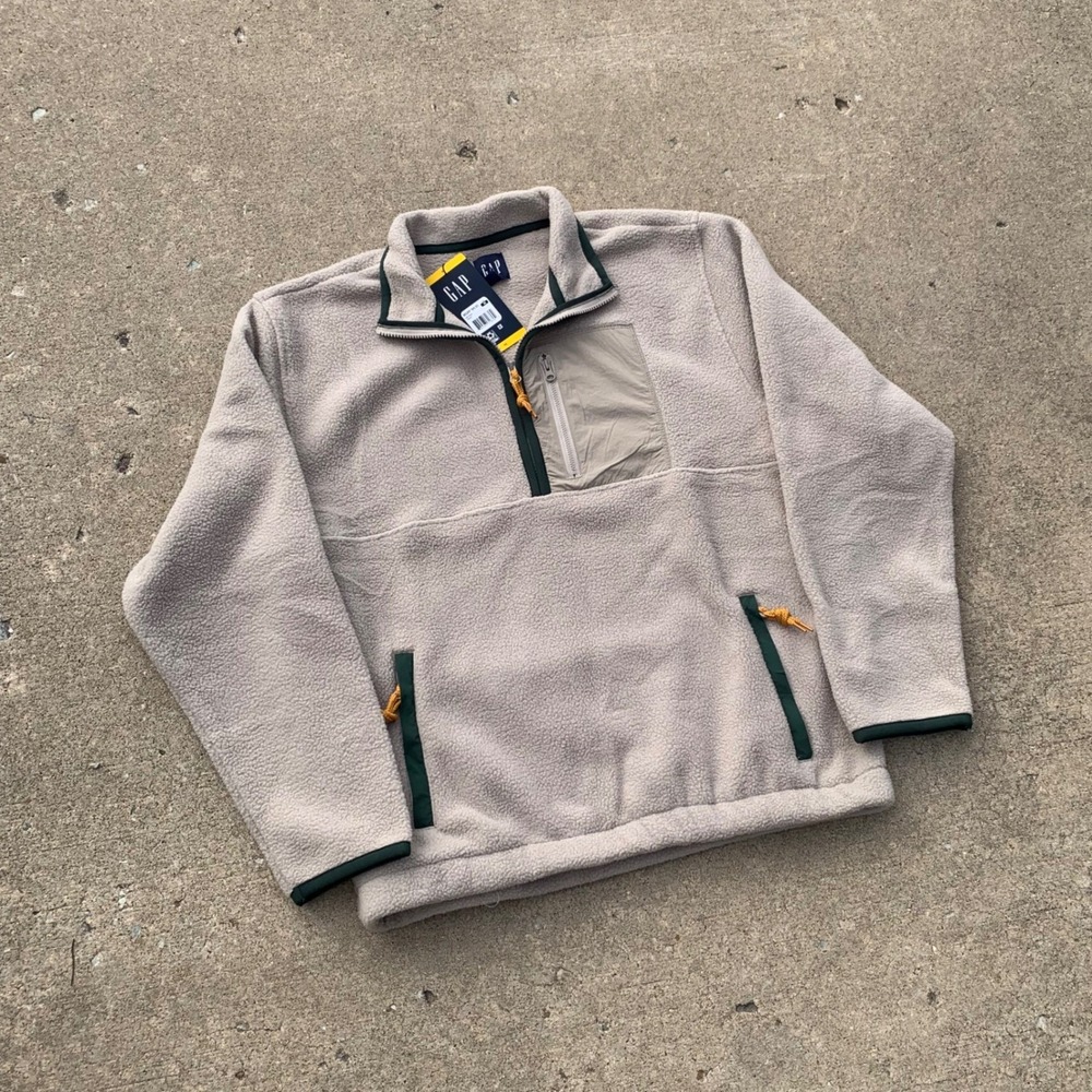 Gap Mens Arctic Fleece Half-Zip Pullover Cream Green Trim GP010649 Size M NWT